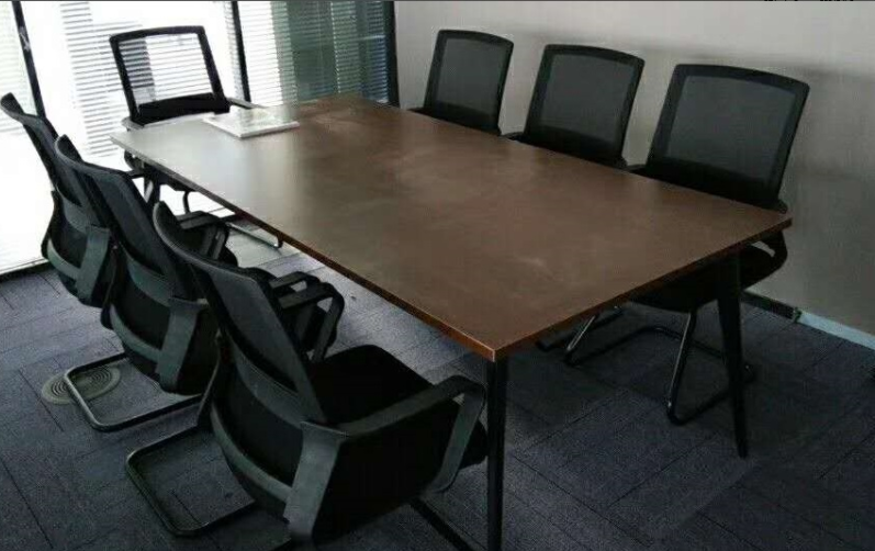 遠(yuǎn)程辦公流行南京辦公家具二手吃香嗎？